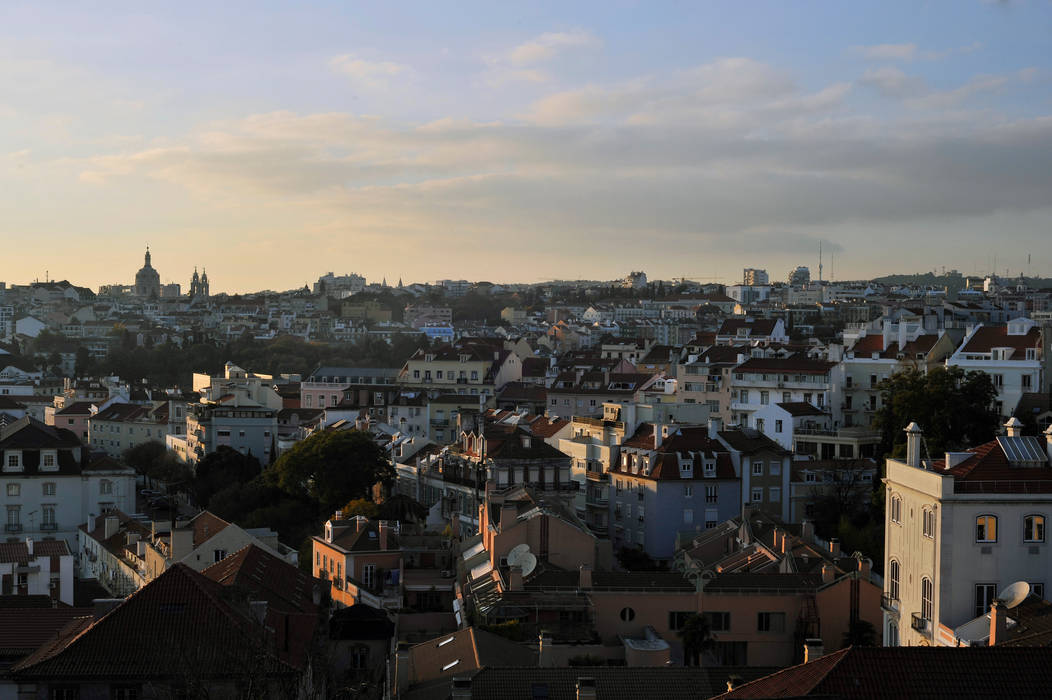 Casas de estilo clásico de Staging Factory Clásico