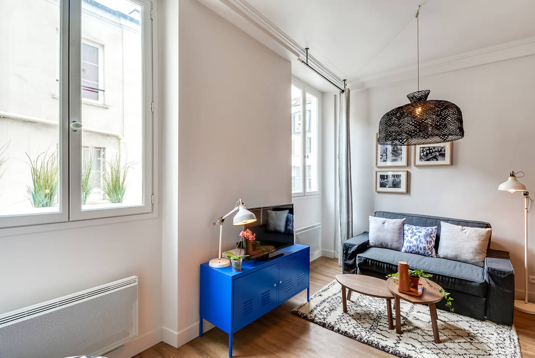 PARIS 4 30m2, blackStones blackStones Skandinavische Wohnzimmer