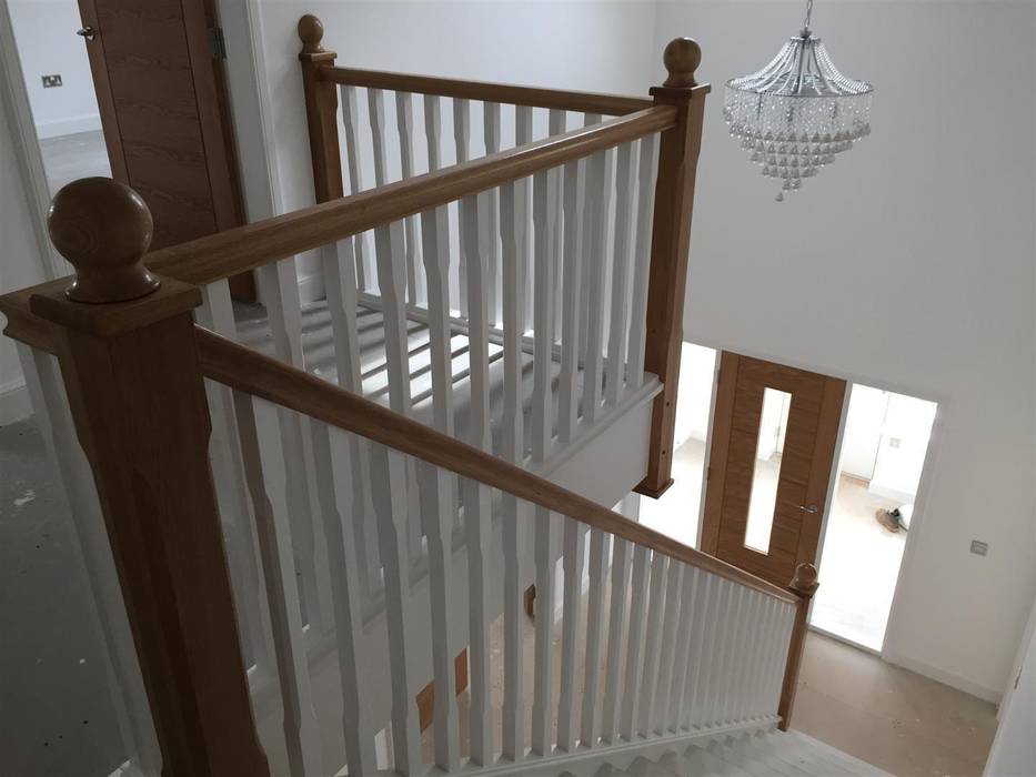 Ecclesgreig Gardens, St. Cyrus, Aberdeenshire, Roundhouse Architecture Ltd Roundhouse Architecture Ltd Modern corridor, hallway & stairs Lighting