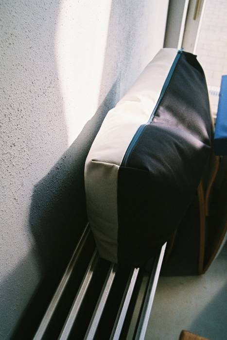 Crim Pillow serie II by An Van Parys, textile products, An Van Parys An Van Parys Kamar Tidur Modern Textiles
