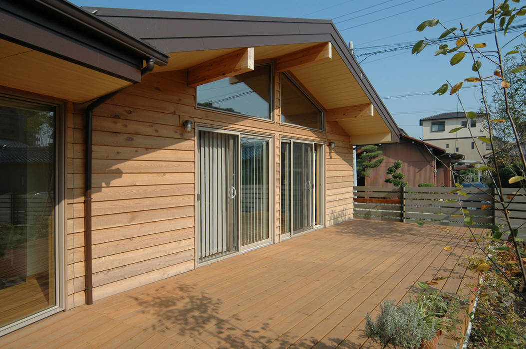 小牧市に建つ木の家・51.0坪, 木の家株式会社 木の家株式会社 Terrace