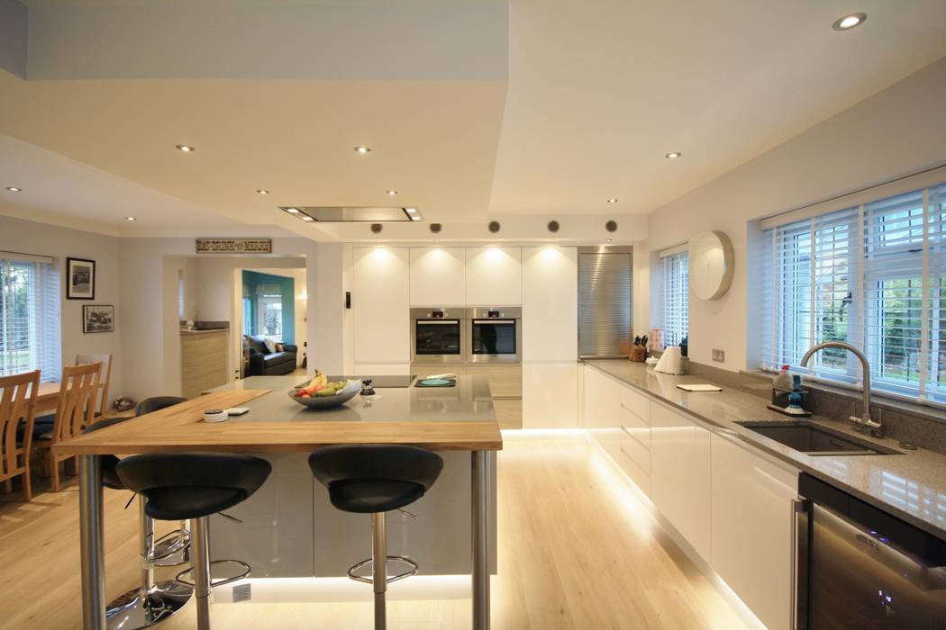 White, Grey and Elm Kitchen design Kitchencraft Modern kitchen