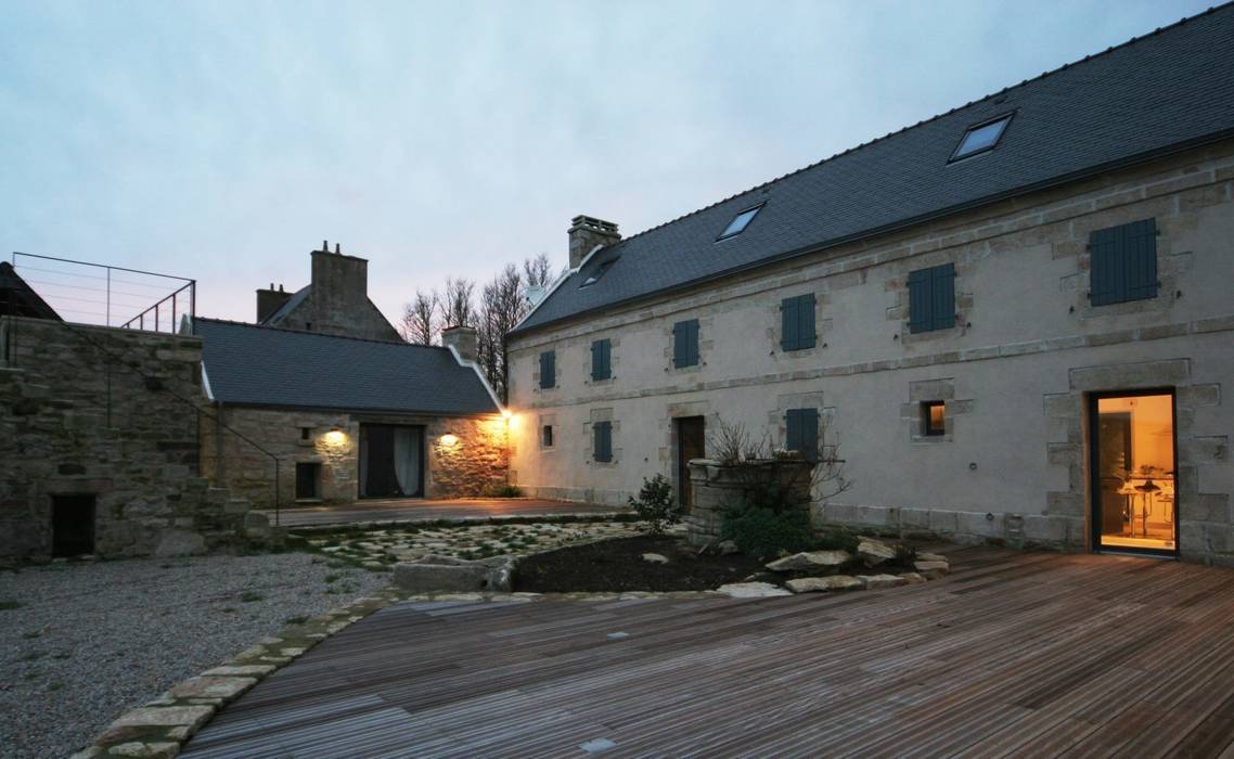 Rénovation Complète d'une Longère à Plouhinec, LE LAY Jean-Charles LE LAY Jean-Charles Country style houses