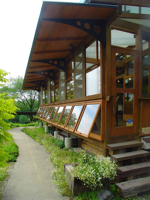 La Province, 風建築工房 風建築工房 Scandinavian style houses