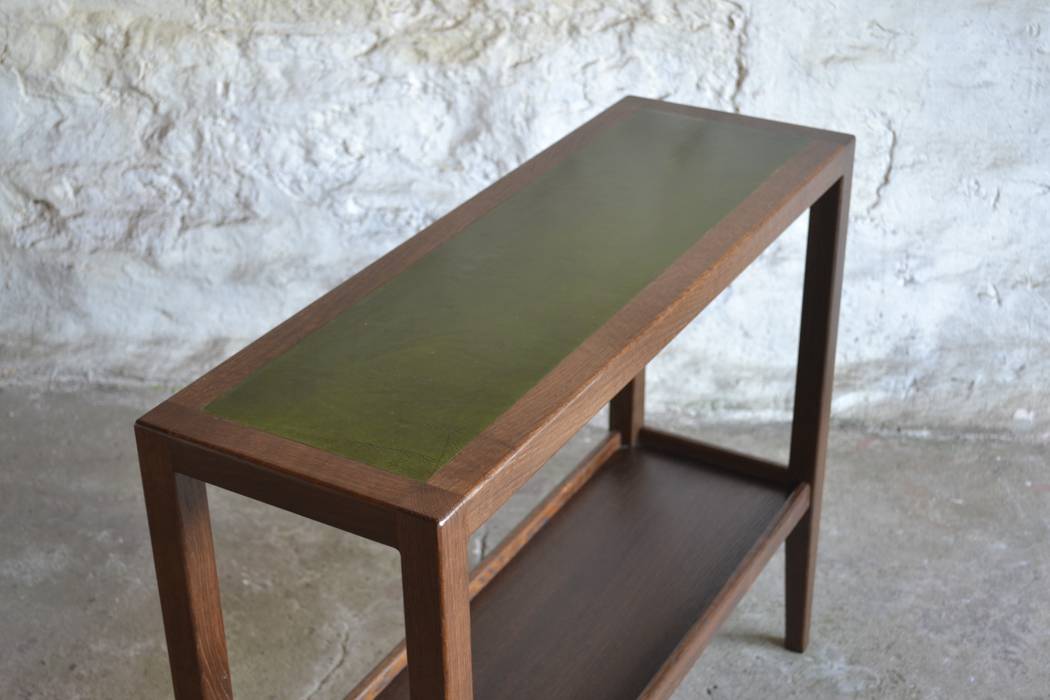 Tables, Clachan Wood Clachan Wood モダンデザインの リビング サイドテーブル＆トレー