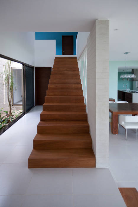 Casa Jabin., TAFF TAFF Modern corridor, hallway & stairs
