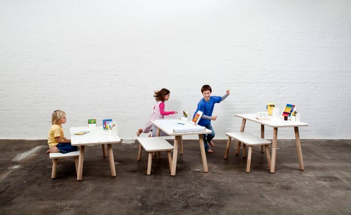 growing table von pure position homify Moderne Kinderzimmer Schreibtische und Stühle