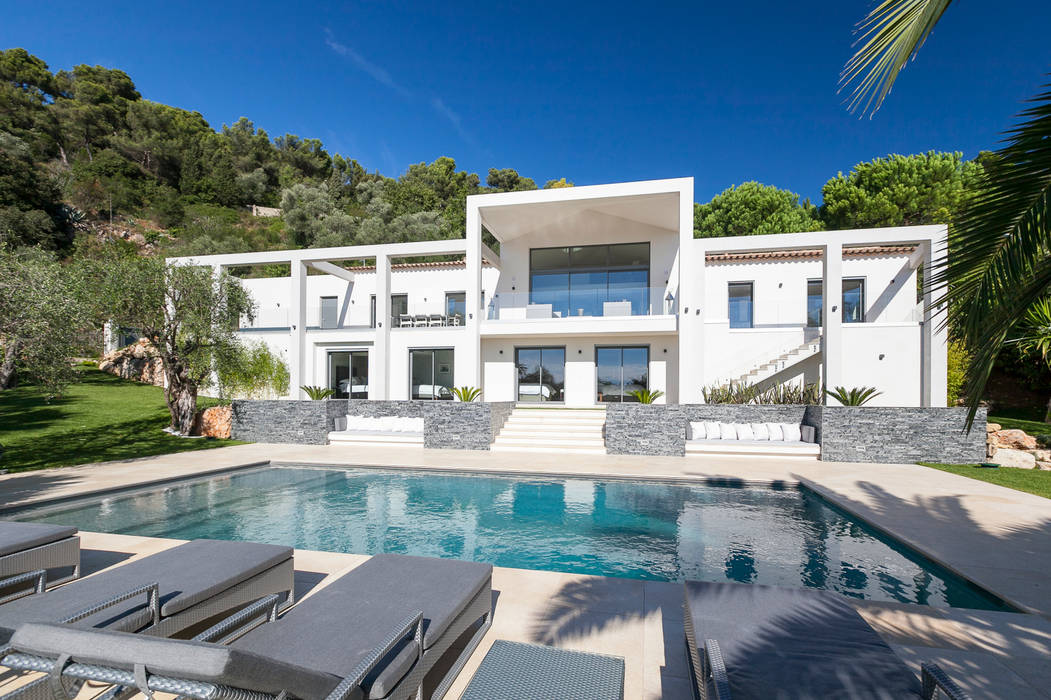 Villa South of France Exterior Charlotte Candillier Interiors Case moderne