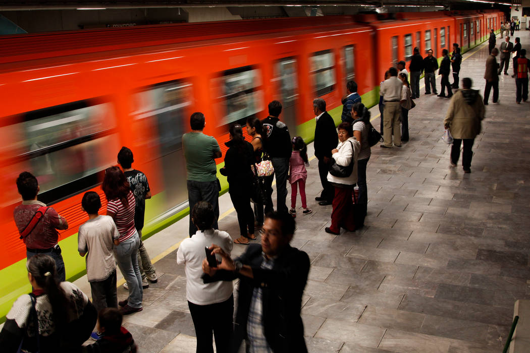 Linea 12 del Metro, Ciudad de México Marmoles ARCA Espacios comerciales Aeropuertos