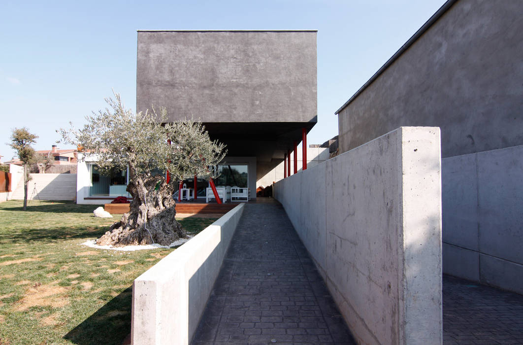 Vivienda unifamiliar en Navàs, eidée arquitectes S.L.P. eidée arquitectes S.L.P. Minimalistische Häuser