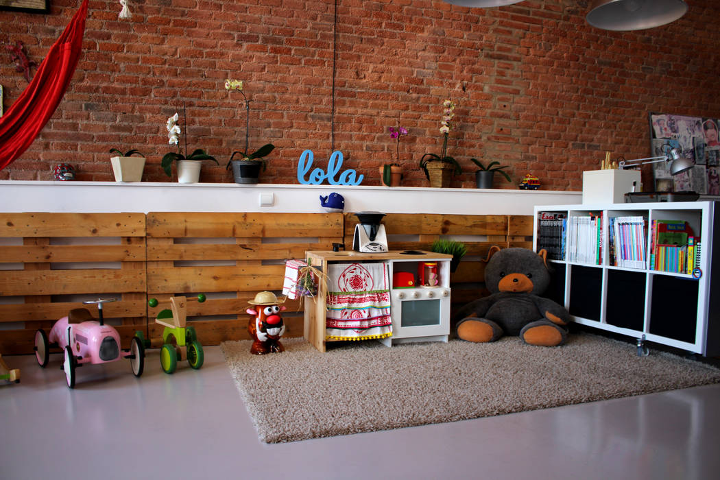 Loft, SMMARQUITECTURA SMMARQUITECTURA Industrial style nursery/kids room