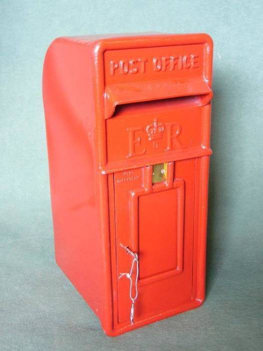 Pole Mounted Post Box UKAA | UK Architectural Antiques 클래식스타일 정원 액세서리 & 장식