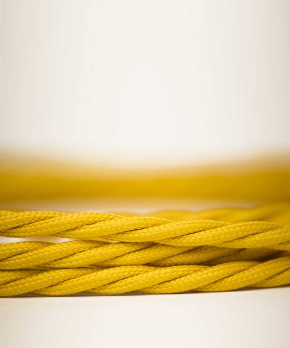 Fabric lighting cable Twisted - Yellow William and Watson 現代房屋設計點子、靈感 & 圖片 配件與裝飾品