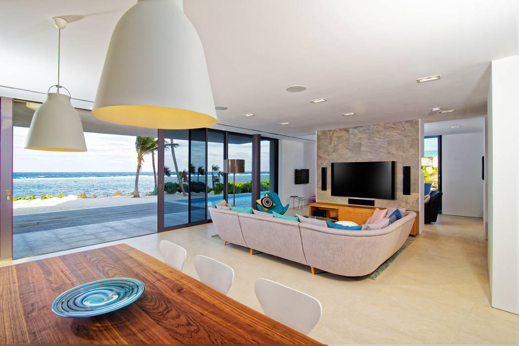 Rum Point, Tye Architects Tye Architects Modern Living Room