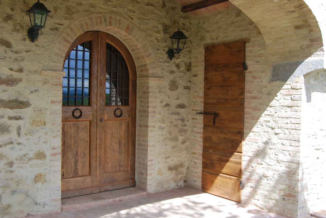 Portoni da esterno, Porte del Passato Porte del Passato Rustic style doors Doors