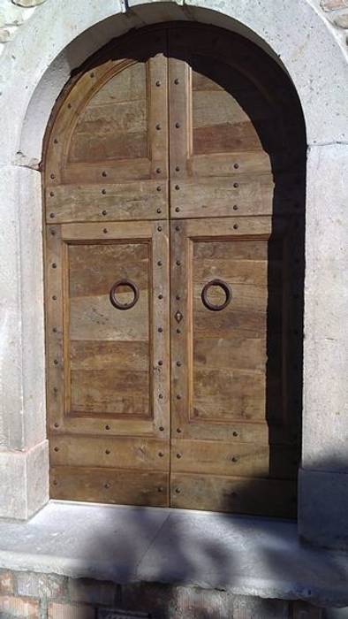 Portoni da esterno, Porte del Passato Porte del Passato Rustic style doors Doors