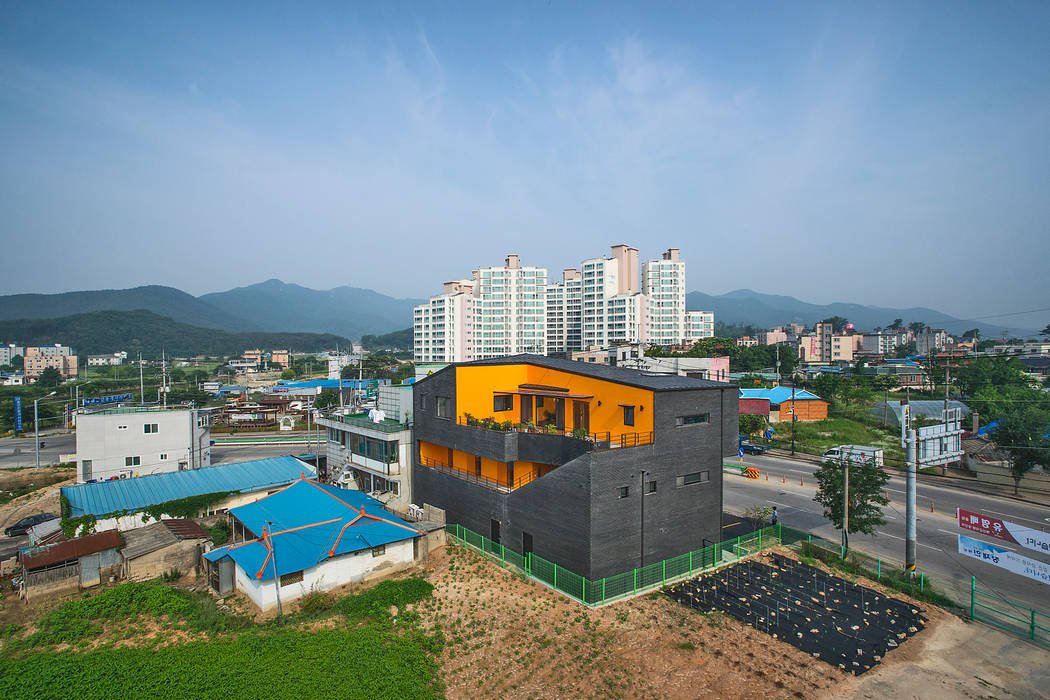 덕산 W-Building, JYA-RCHITECTS JYA-RCHITECTS 모던스타일 주택