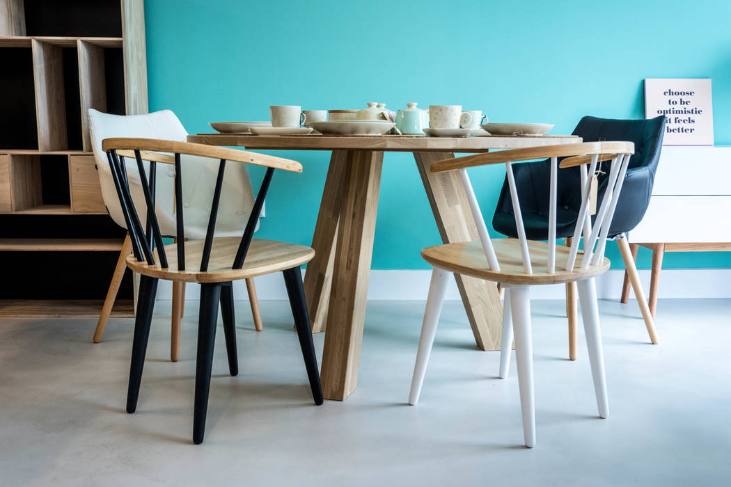 ARZE SHOWROOM, Colectivo Arze Colectivo Arze Scandinavian style dining room Tables