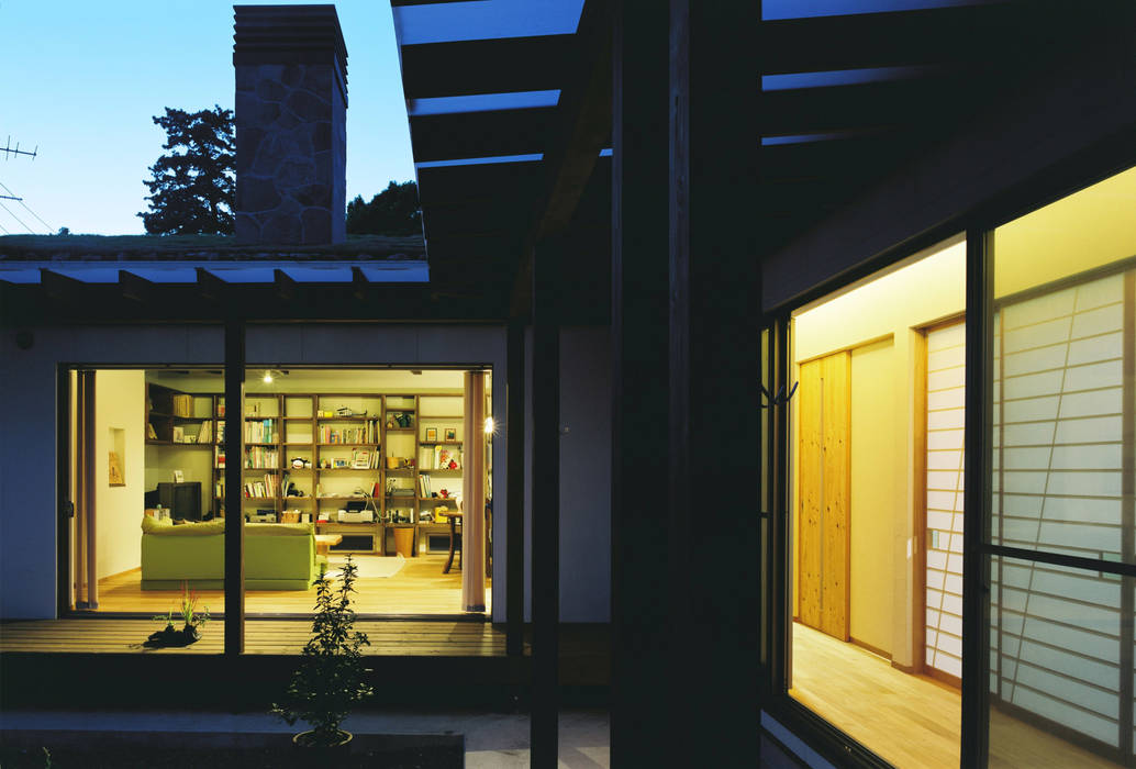 ISさんの家, 小栗建築設計室 小栗建築設計室 Rumah Gaya Rustic Kayu Wood effect