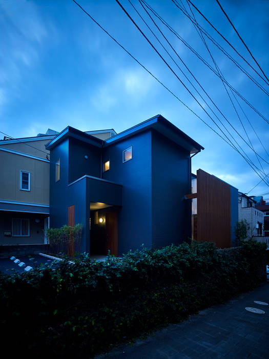 上町の家, 鶴巻デザイン室 鶴巻デザイン室 Modern houses