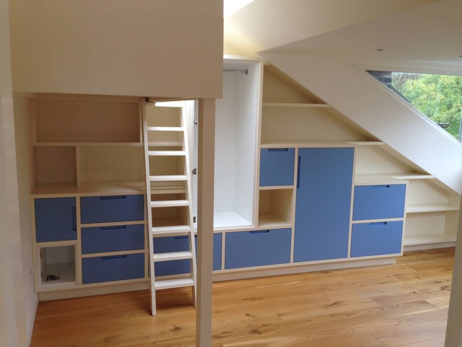 Bedroom furniture respray Hampstead, ProSpray London Ltd ProSpray London Ltd Modern style bedroom Wardrobes & closets