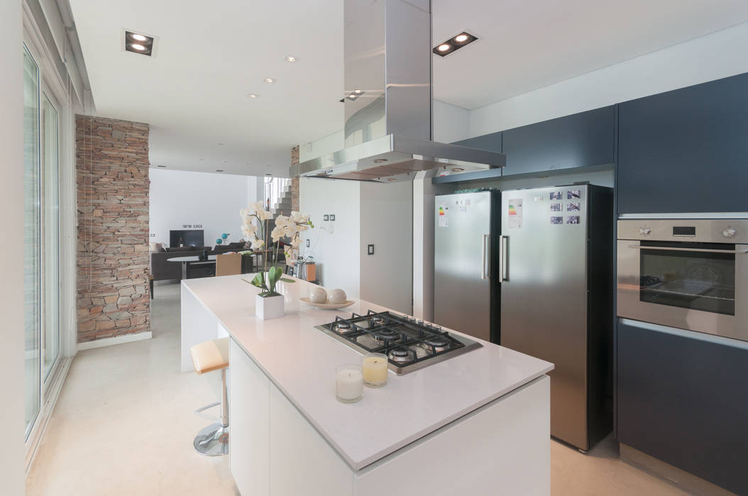 CASA HARAS SANTA MARIA, Estudio Arqt Estudio Arqt Modern kitchen