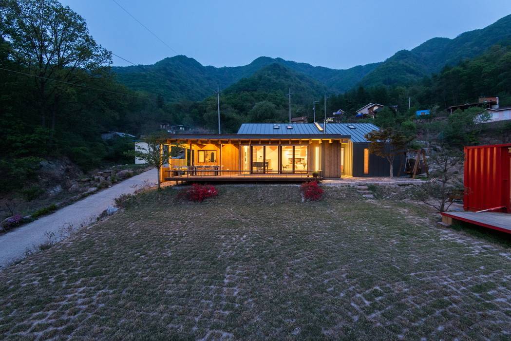 Seo-Kyeong-Dab-Ka (西景答家), KAWA Design Group KAWA Design Group Casas estilo moderno: ideas, arquitectura e imágenes