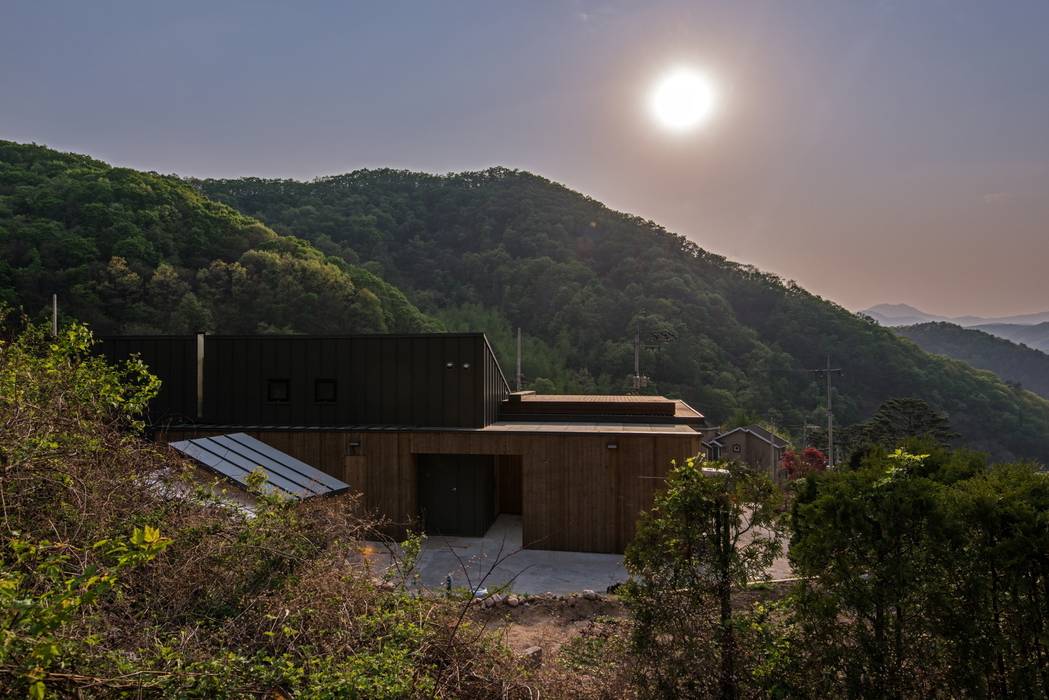 Seo-Kyeong-Dab-Ka (西景答家), KAWA Design Group KAWA Design Group Casas de estilo moderno