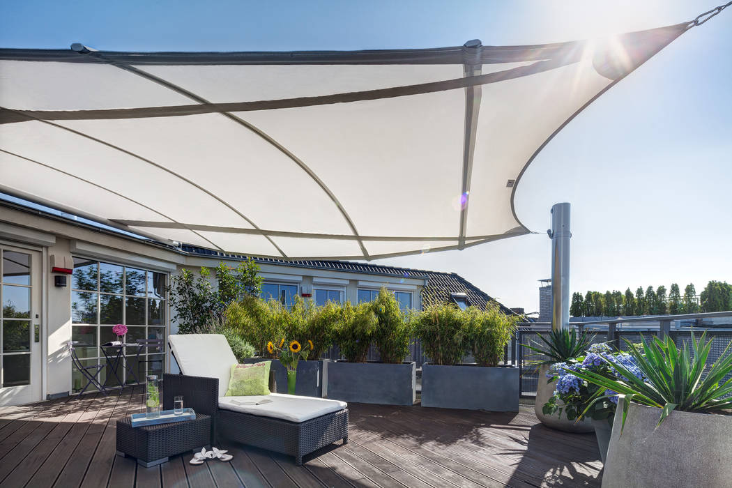 C4sun: Dreidimensionale Beschattungslösung für Dachterrassen, C4sun C4sun Balkon, Beranda & Teras Modern Furniture
