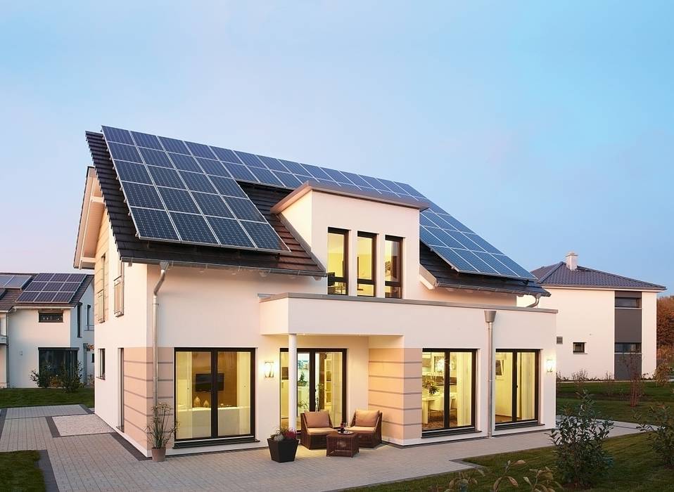 Musterhaus Avenio: Plus-Energie-Haus, RENSCH-HAUS GMBH RENSCH-HAUS GMBH Дома в стиле модерн