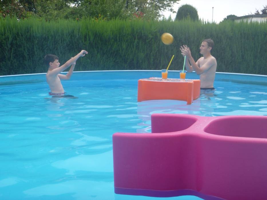 Max - als Poolbar homify Moderne Pools Pool