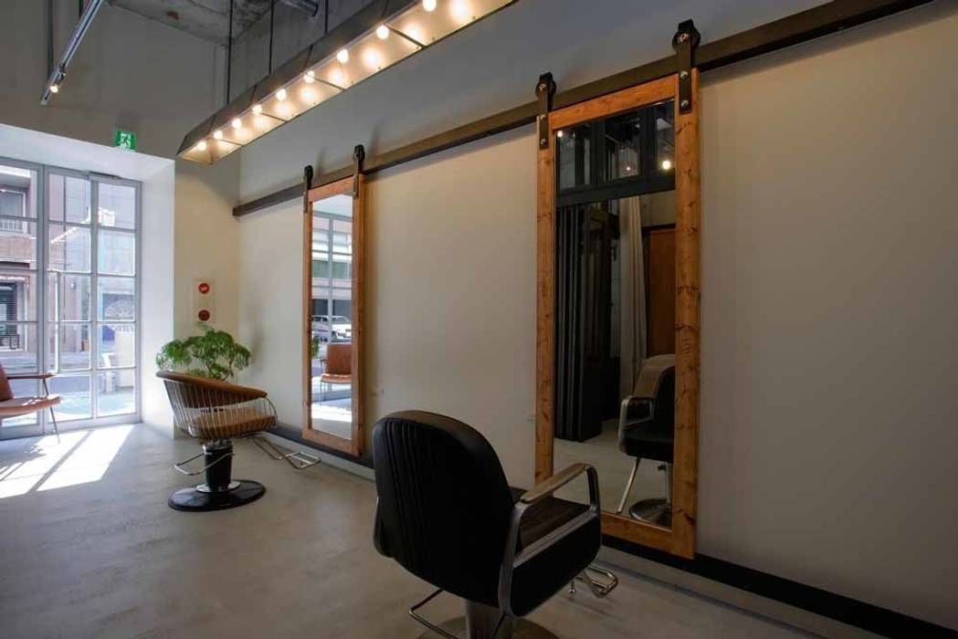 ki se tsu hair salon, イクスデザイン / iks design イクスデザイン / iks design Espacios comerciales Espacios comerciales