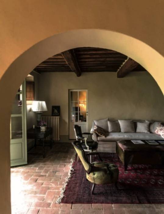 A casa di Agnese Mazzei - Fonterutoli (SI), Studio Mazzei Architetti Studio Mazzei Architetti Classic style living room