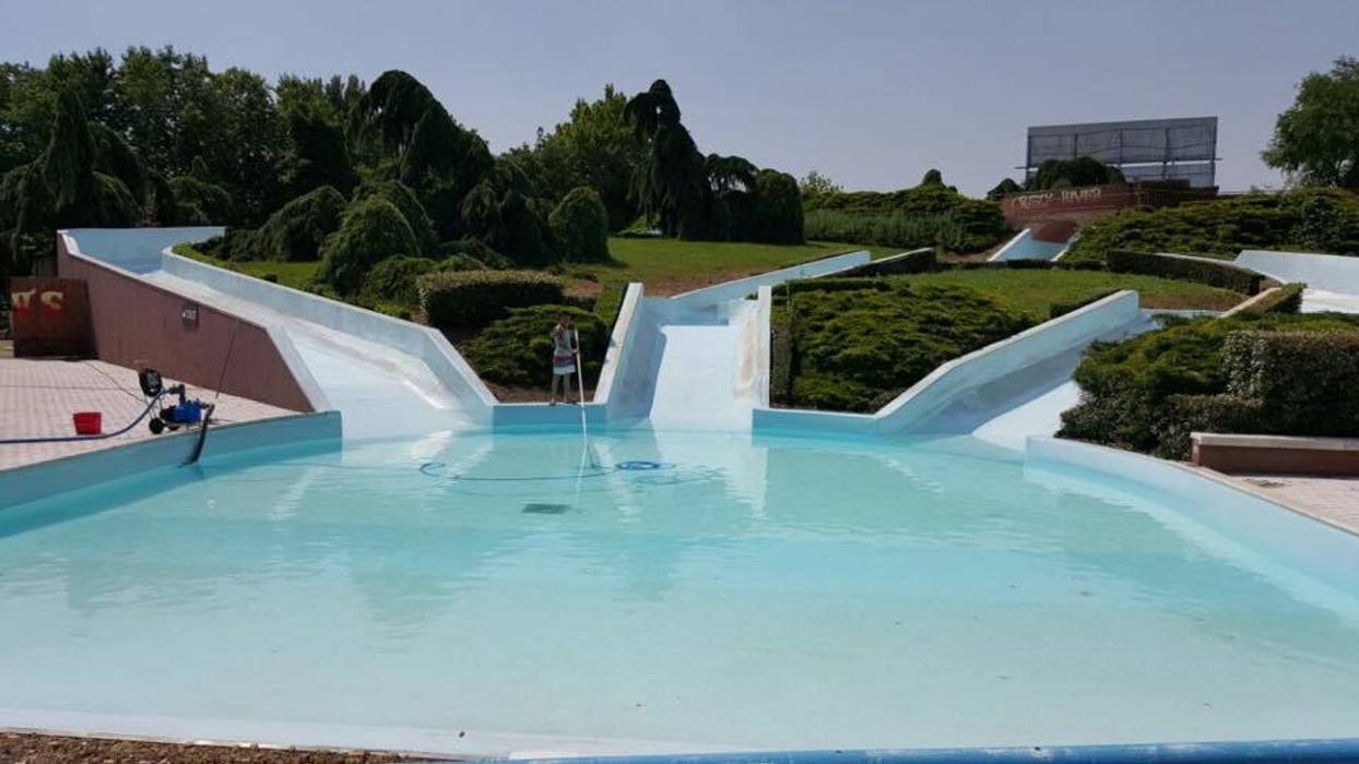 Gardaland Waterpark, mav piscine srl mav piscine srl Piscina moderna