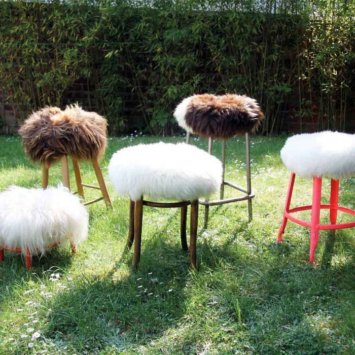 Un troupeau de Top Moumoutes homify Salon moderne Chaises & poufs