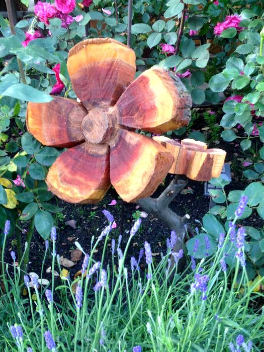 Blumen zu jeder Jahreszeit, Holzwerkerin Eving Holzwerkerin Eving Country style garden Accessories & decoration