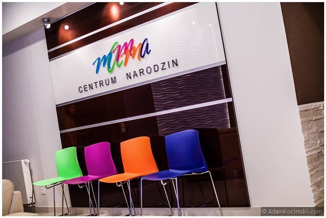 Centrum Narodzin Mamma, ARCHINSIDE STUDIO KATARZYNA PARZYMIES ARCHINSIDE STUDIO KATARZYNA PARZYMIES Espacios comerciales Clínicas / Consultorios Médicos