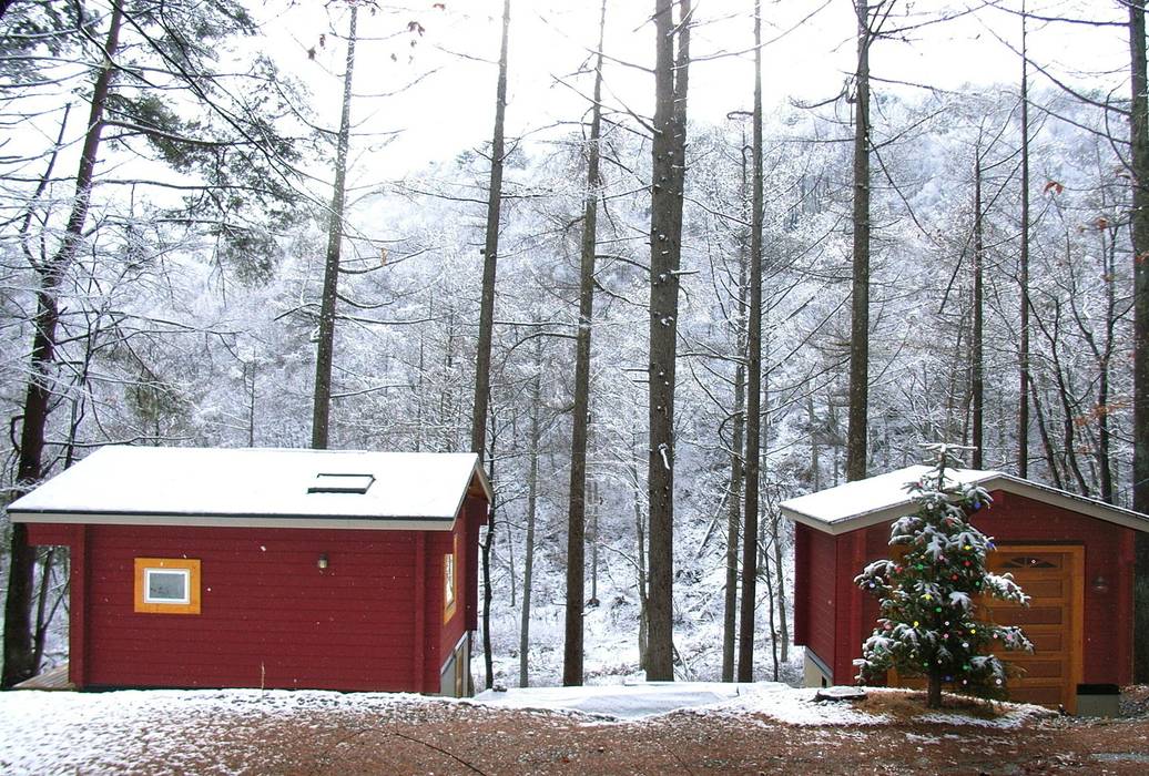 Bird House Lodge in Woods, Japan, Cottage Style / コテージスタイル Cottage Style / コテージスタイル Country style house Wood Wood effect