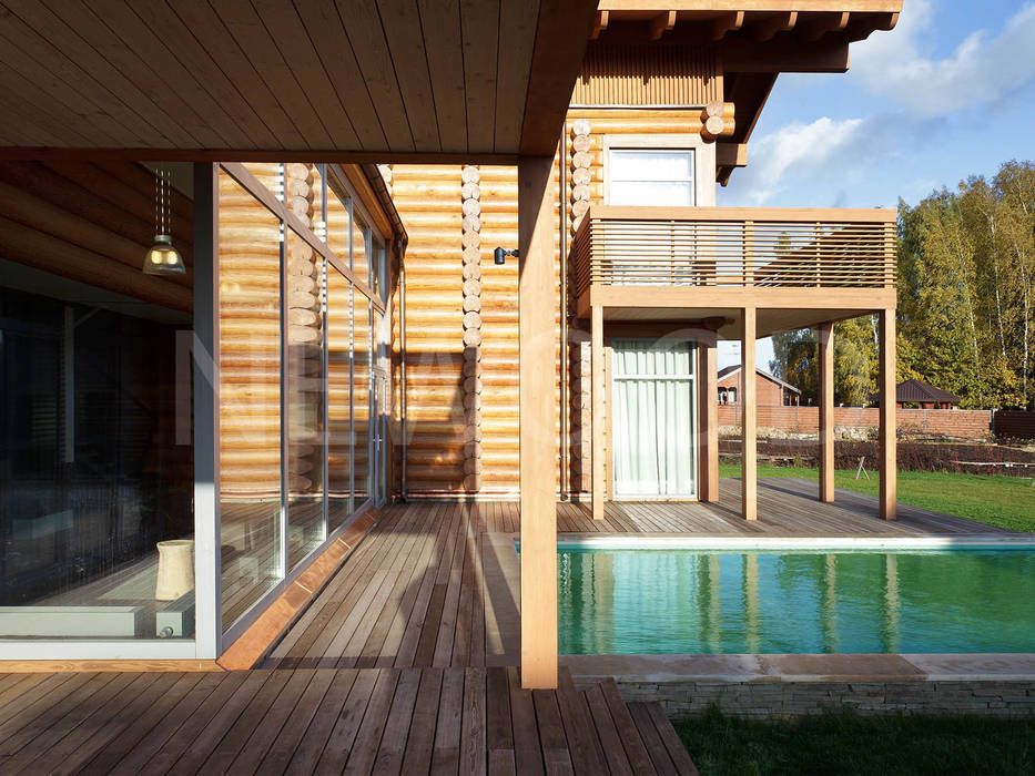 Locomotion-1 NEWOOD - Современные деревянные дома Бассейн в классическом стиле
