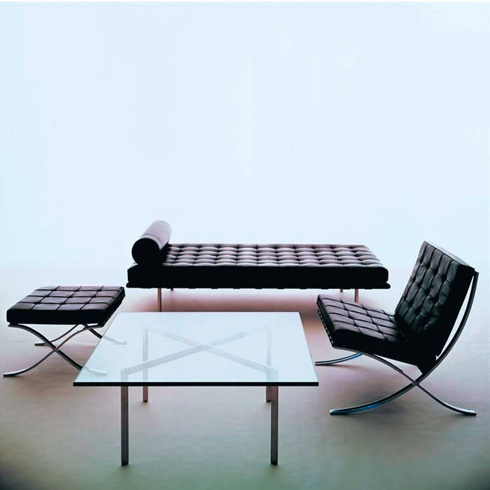 'Barcelona' Bauhaus coffee table BY L. M. Van der Rohe homify モダンデザインの リビング サイドテーブル＆トレー