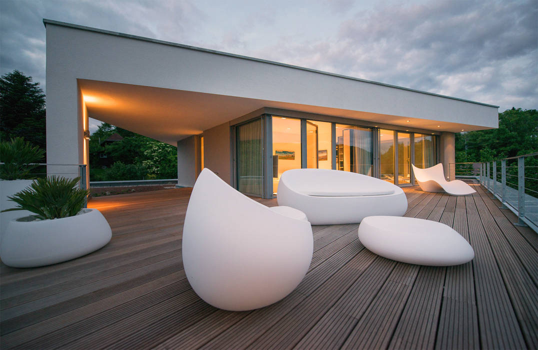 Dachterrasse mit Talblick homify Moderner Balkon, Veranda & Terrasse