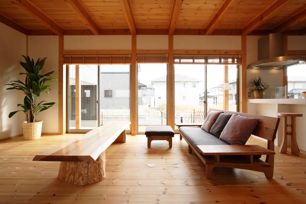 Su-House okayama, 三宅和彦／ミヤケ設計事務所 三宅和彦／ミヤケ設計事務所 Asiatische Wohnzimmer