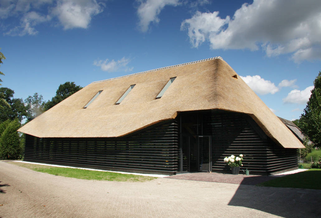 Flemish Barn Bolberg, Arend Groenewegen Architect BNA Arend Groenewegen Architect BNA Modern houses