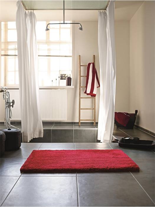 Die Wohlfühloase in den eigenen vier Wänden: Badezimmer, benuta GmbH benuta GmbH Modern Bathroom Textiles & accessories
