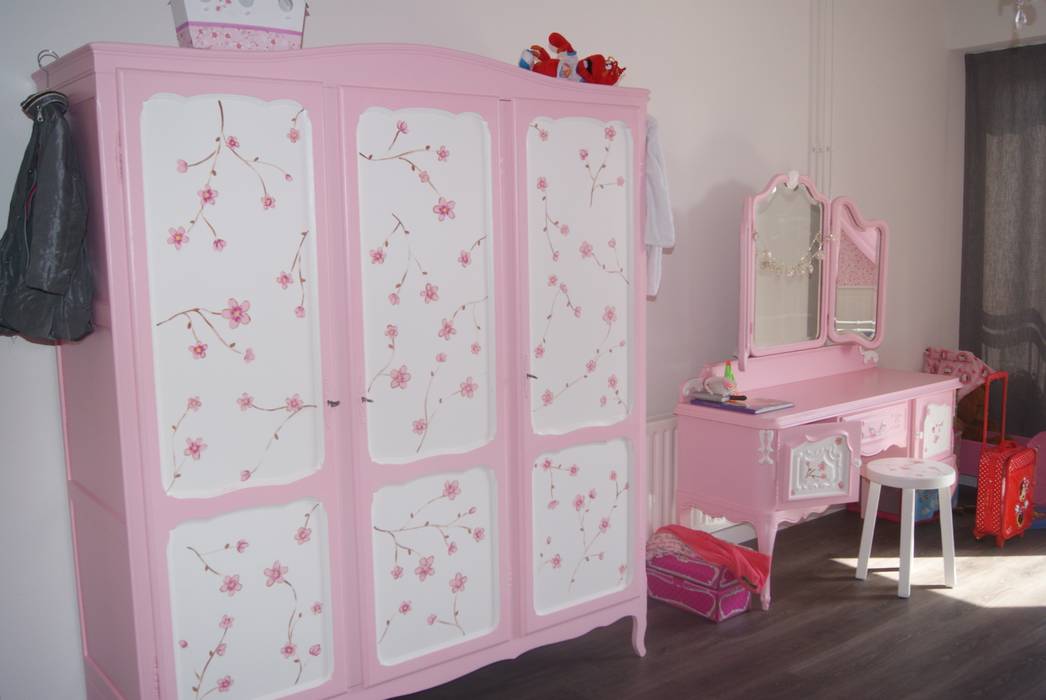 Roze kaptafel. Happykidsart Landelijke slaapkamers Kaptafels