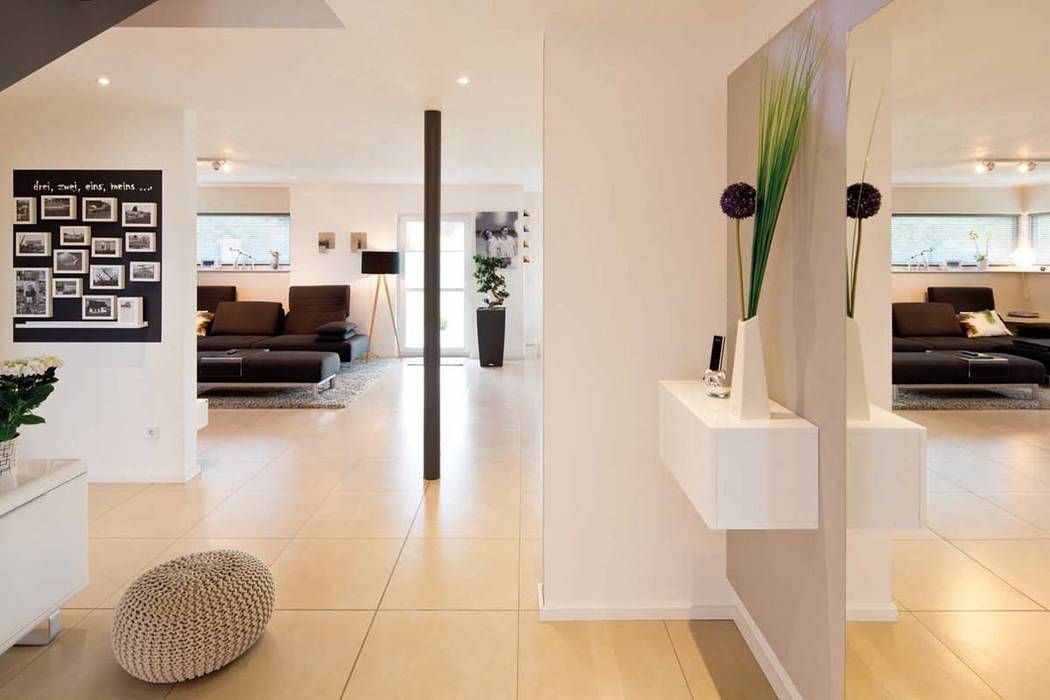 homify Modern Corridor, Hallway and Staircase