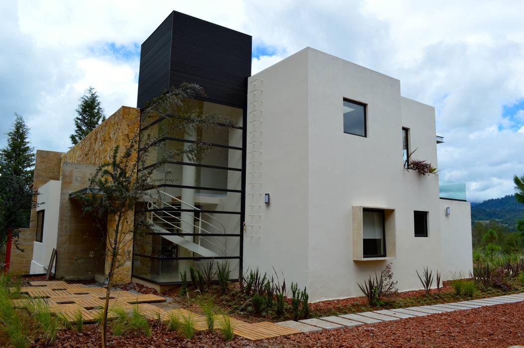 Casa en Valle de Bravo, Revah Arqs Revah Arqs Casas de estilo moderno