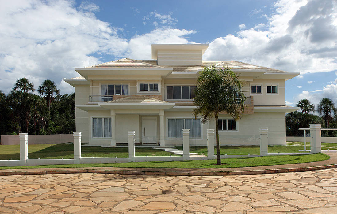 Casa Unifamiliar Arina Araujo Arquitetura e Interiores