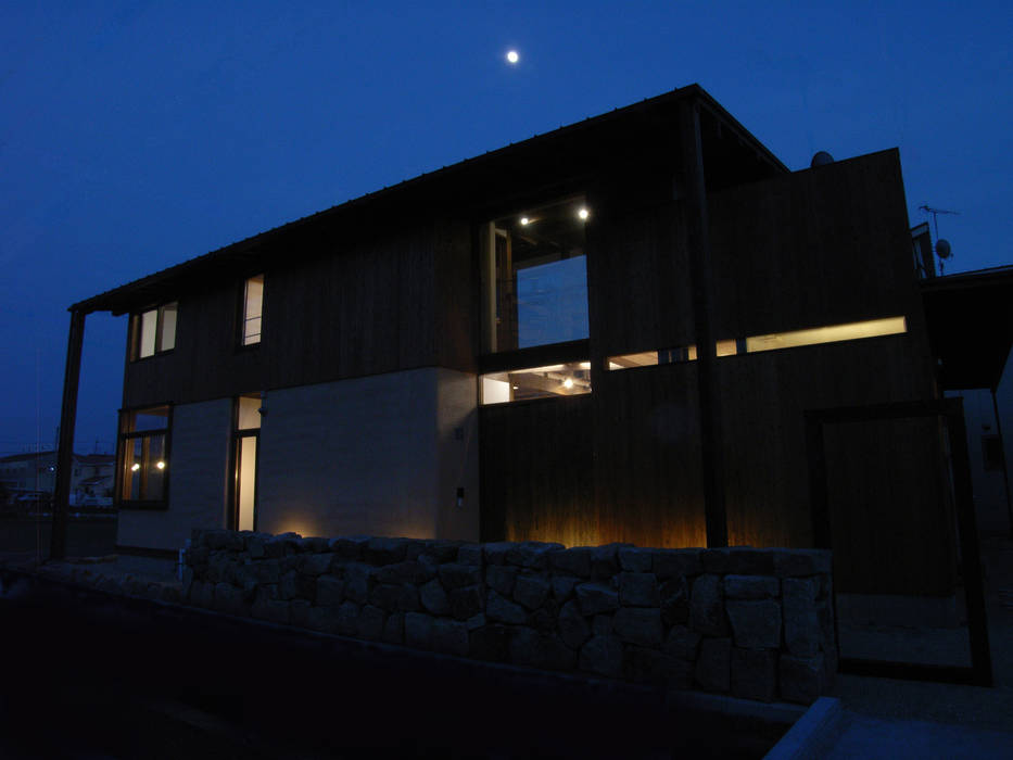 土蔵造りの家Ⅲ, Interstudio Architects & Associates Japan Interstudio Architects & Associates Japan บ้านและที่อยู่อาศัย