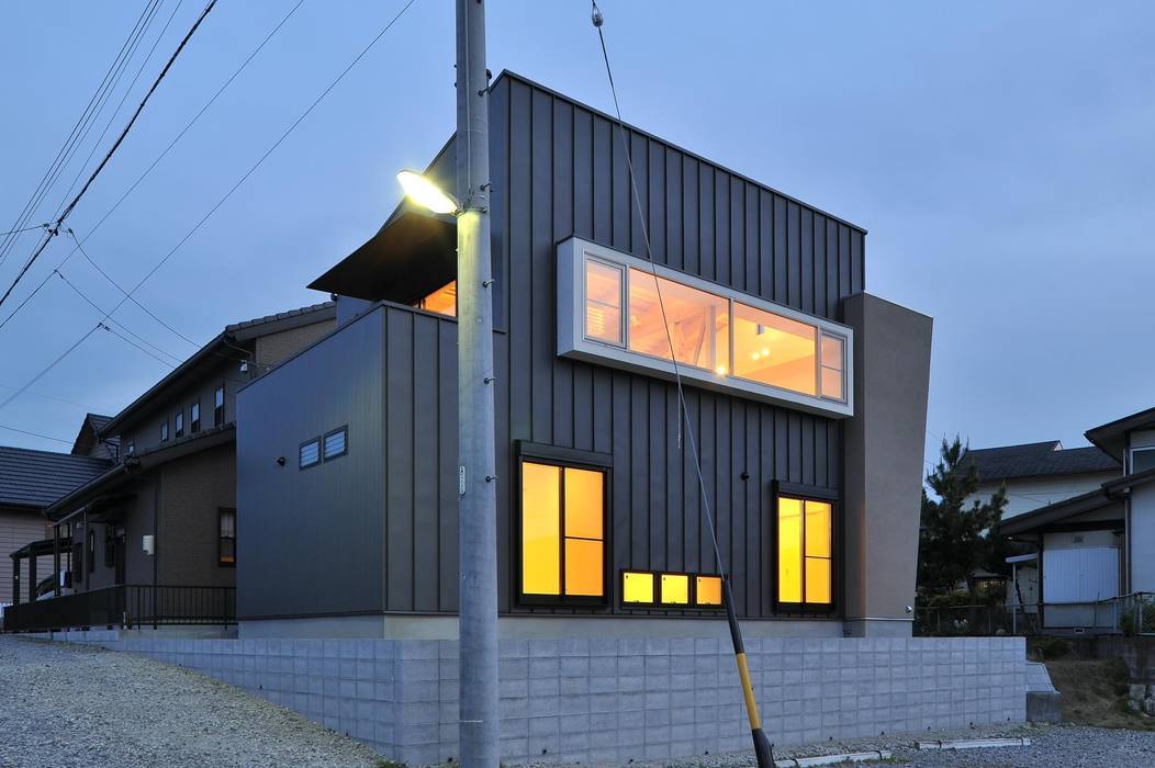 松本の家 , 若山建築設計事務所 若山建築設計事務所 Casas estilo moderno: ideas, arquitectura e imágenes